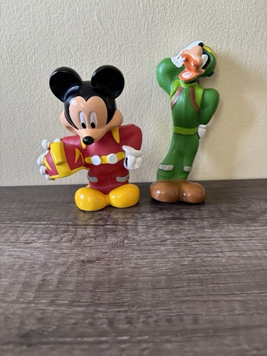 Disney mickey goofy race car - &,