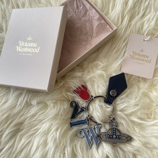 VIVIENNE WESTWOOD Orb Heart