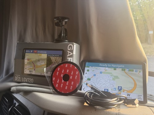 Garmin dezl lgv720 sat nav - lgv720,