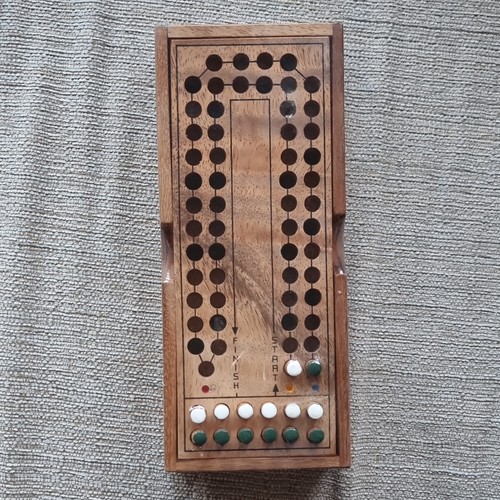 Wooden horse race - wooden,