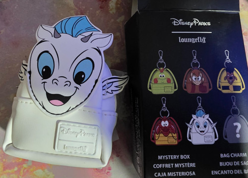 Loungefly disney 90s - loungefly,