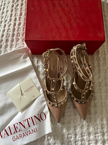 Valentino garavani rockstud - garavani,