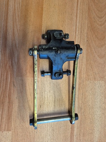 Kawasaki zx9r shock linkage - kawasaki,