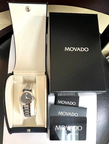 Nwb movado museum - nwb,