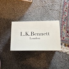 LK Bennett UK Size5 Kitten