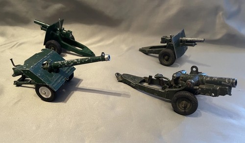 Britains collection guns - britains, of