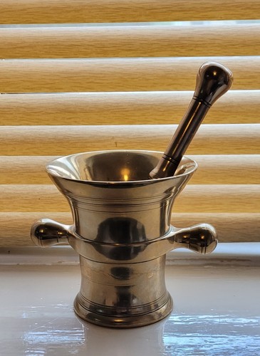 Pestle and mortat - mortat, brass
