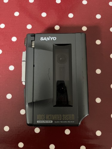 Sanyo compact cassette - compact,
