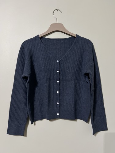 100 wool cardigan sweater - 100%,