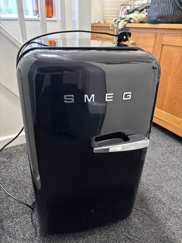 Smeg retro mini fridge - smeg, /