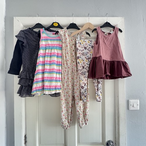 Years old girls clothes - 2-3,