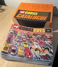 Corgi Toys Trade Box Of  20 X 1972 British Issue Catalogues WITH USA  PRICE LIST