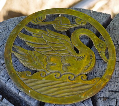 Vintage trivet brass - trivet, 1/2"