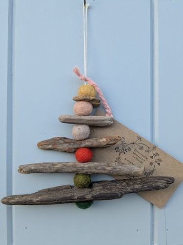 Hanging tree decoration - hanging,
