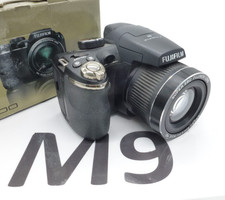 Fuji FinePix S3300 26x 14MP