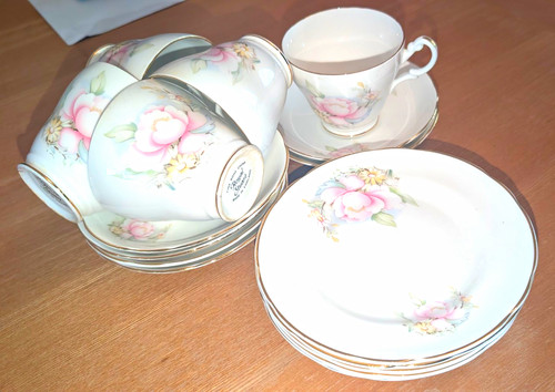 Royal stuart bone china - stuart,