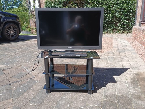 Toshiba flat screen tv - screen,