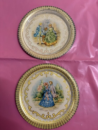 About 15cm across - across, tray
