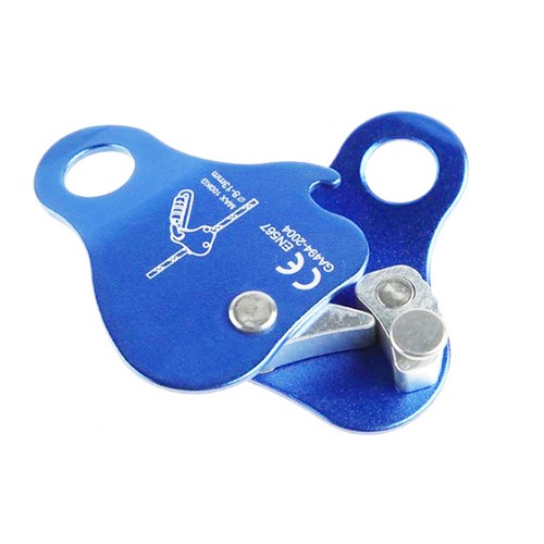 Movable self locking - self, rope