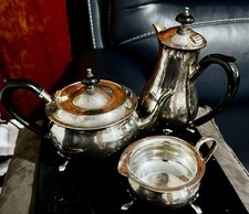 Vintage Yeoman Plate 3-Piece