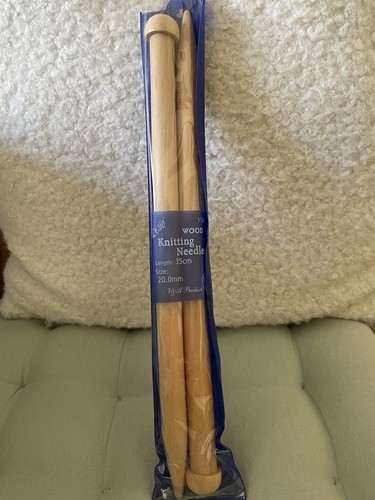 Wooden knitting needles - mm,