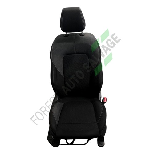 2023 ford puma front - ford,