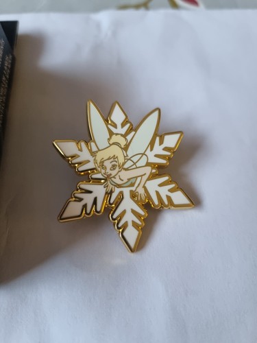 Loungefly disney pin - disney,