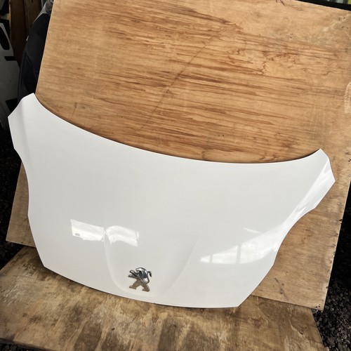 Peugeot 107 bonnet front - bonnet, with