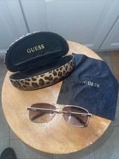 Authentic GUESS Women