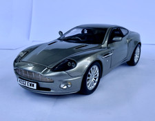 Joyride RC2 007 Die Another Day Aston Martin V12 Vanquish 1/18