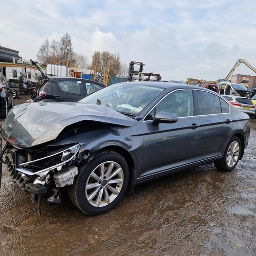 Passat saloon dsg 2018 - vw,