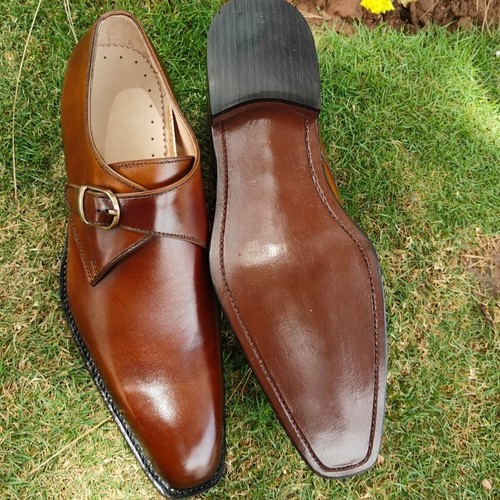 Men brown single - brown, monk