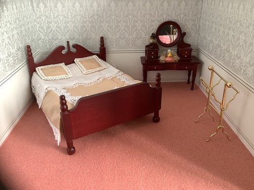 Dolls house bedroom - bedroom, items