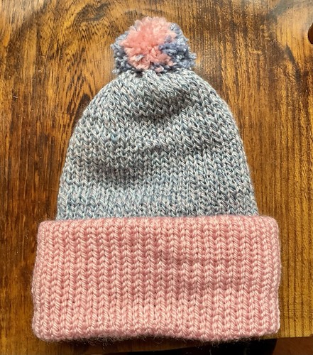 Bobble hat beanie hand knitted - hand,