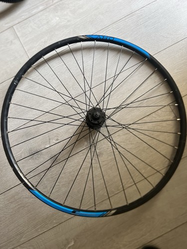 Carrera 700cc front wheel - 700cc,