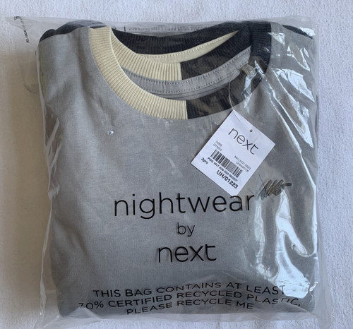 Bnwt next boys - next,