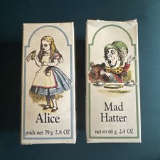 VINTAGE 1978 CRABTREE & EVELYN Alice in Wonderland & Mad Hatter Soap RARE