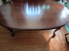 Vintage Oval Dark Wood