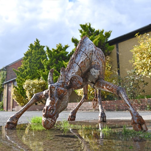 Stunning drinking giraffe iron - drinking,