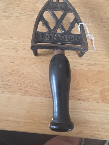 Vintage trivet london - vintage, with