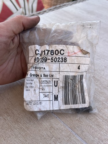 Genuine toyota parts - 4x,