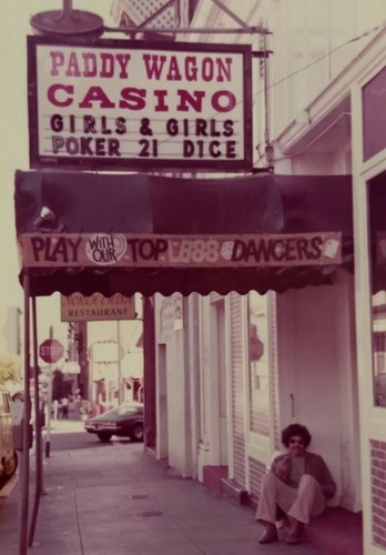 Topless strip club - strip, wagon