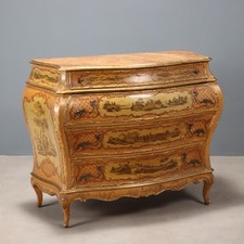 Antique Chest of Drawers