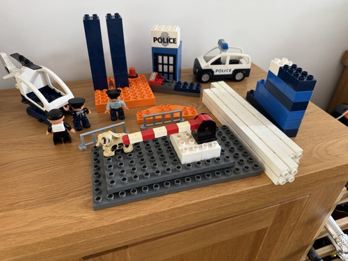 Duplo vintage police station - duplo,