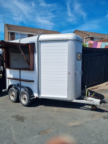 Horse box catering trailer