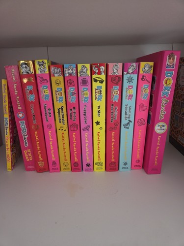 Dork diaries book collection - diaries,
