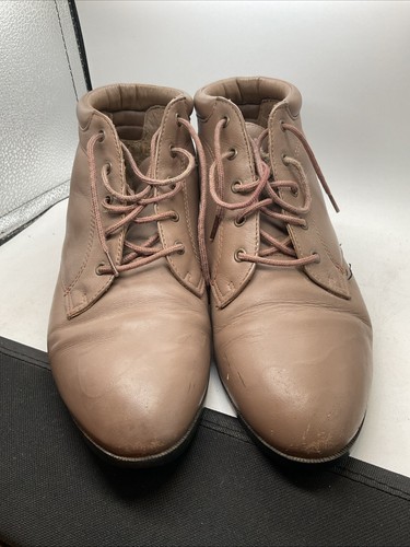 West 31st vtg - 31st, leather