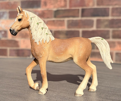 Schleich arabian palomino - schleich,