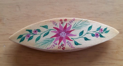 Wood tatting shuttle - tatting, painted