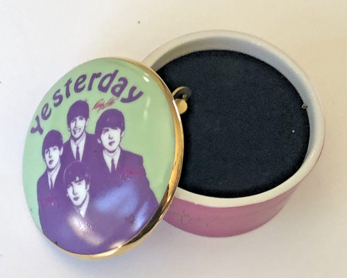 1992 beatles yesterday - 🎶,